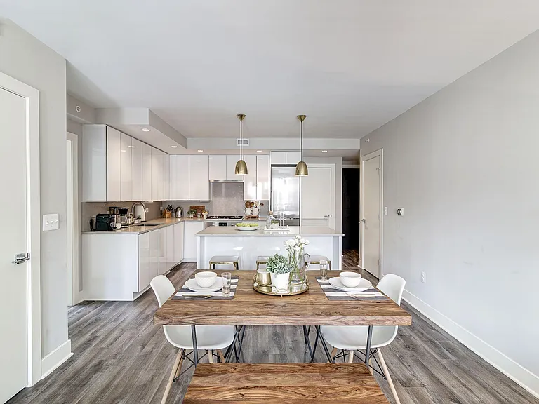 1311 13th St NW #306 — Photo 9