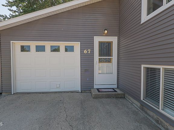 3rd image of 67 Benteen Dr