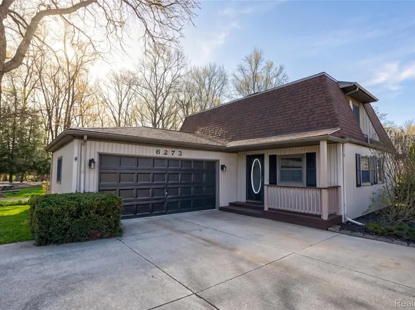 6273 Cold Spring Trl, Grand Blanc, MI 48439