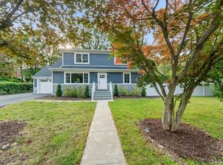 175 Edgepark Rd, White Plains, NY 10603