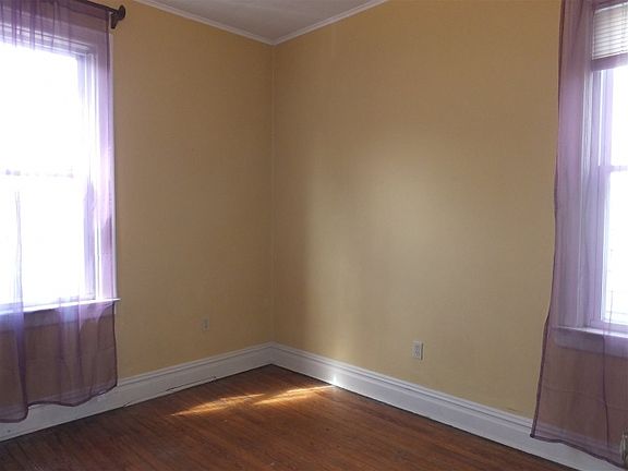 2nd image of 51 Spruce St #1