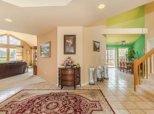 22 Whitehall Rd, Poughkeepsie, NY 12603