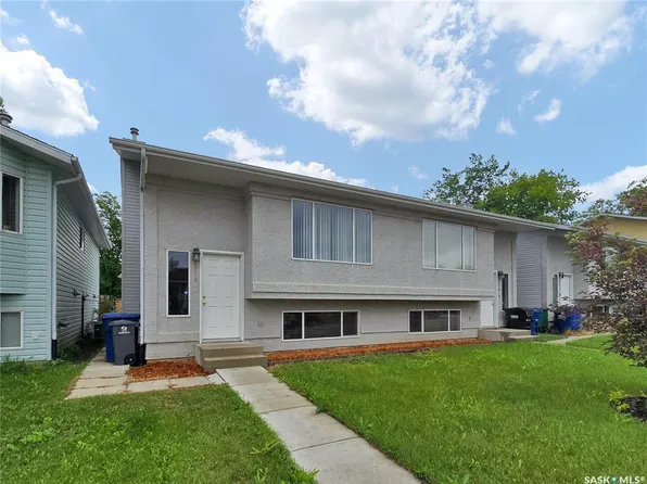 211 Hedley STREET, Saskatoon, SK S7N 1Z9
