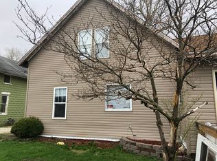 1114 S D St, Monmouth, IL 61462