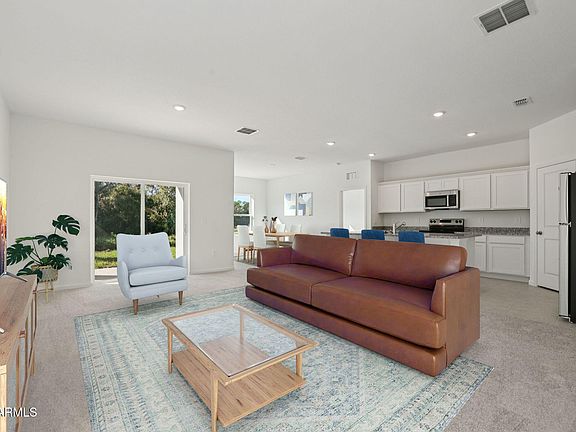 2nd image of 10086 W DEVONSHIRE Avenue