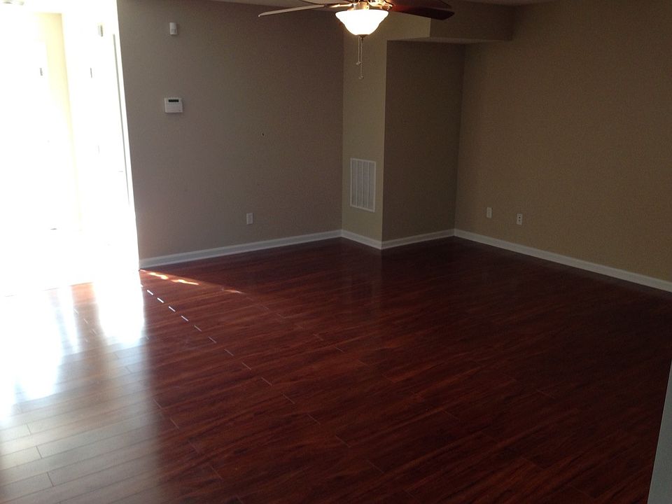 2nd image of 101D College Station Ct