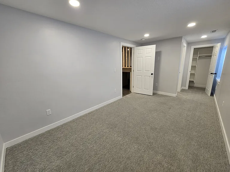 194 W Sugarbowl Cir — Photo 32
