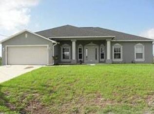 2811 74th St W, Lehigh Acres, FL 33971