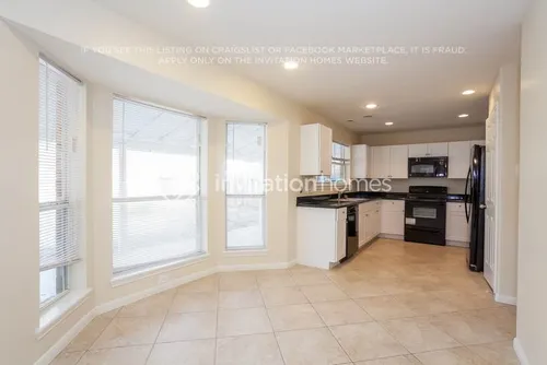 20818 Whitevine Way Photo 1