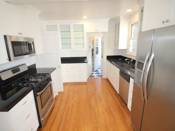 359 1/2 N Genesee Ave #359-1/2, Los Angeles, CA 90036