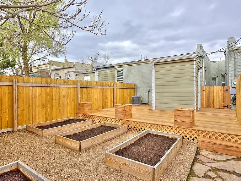 3638 N Williams St — Photo 12