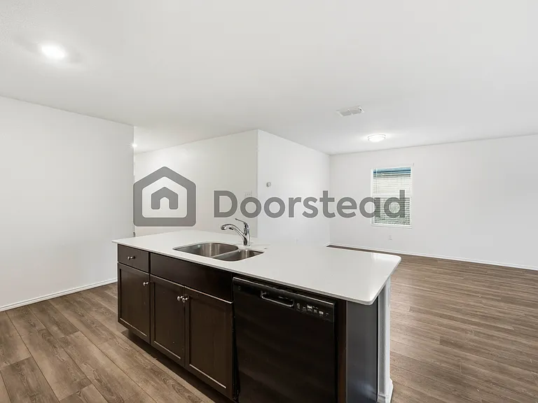 1213 Wildflower St — Photo 22