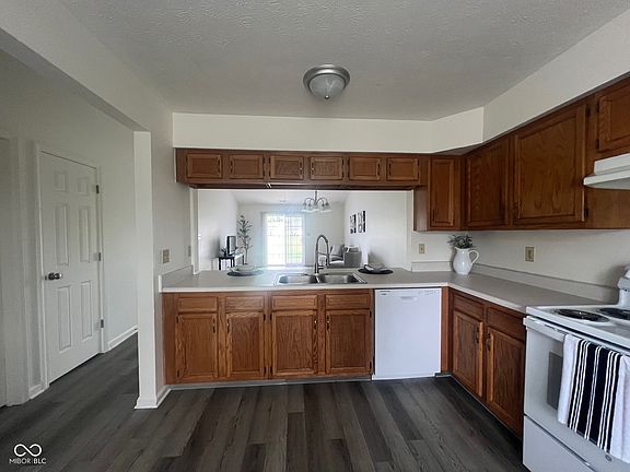 4th image of 507 Woodberry Dr
