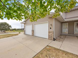 3740 37th Ave SW UNIT B, Cedar Rapids, IA 52404