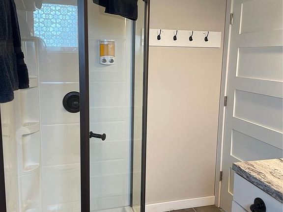 4th image of 393 West Ave #1