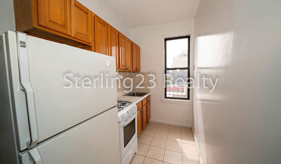 1st image of 23-35 31st St #3-1
