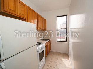 23-35 31st St #3-1, Astoria, NY 11105