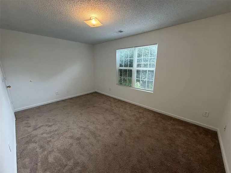 1613 Fort Perry Way — Photo 22