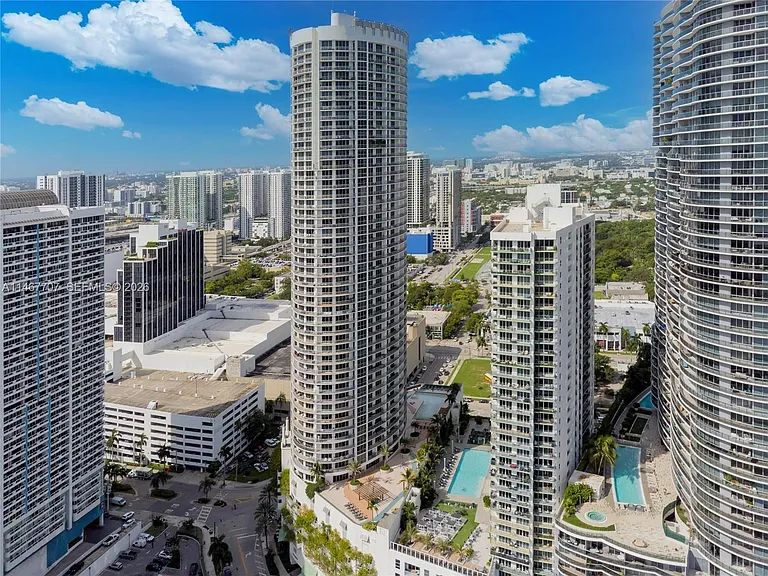 1750 N Bayshore Dr #1405 — Photo 39