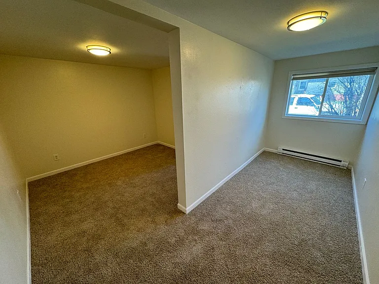 826 3rd Ave S — Photo 4