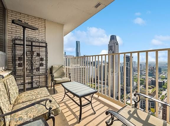 4th image of 1000 N Lake Shore Plz APT 44D