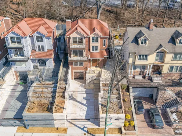 139 Highland Avenue 1 image 3 of 26