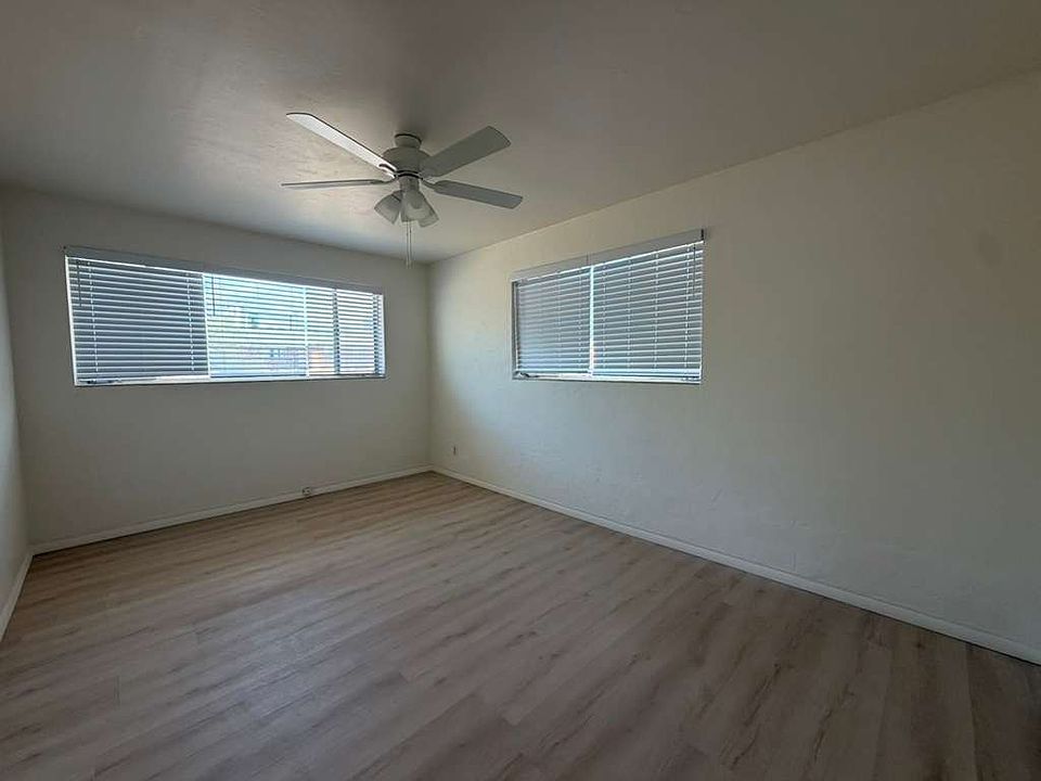 1st image of 1408 E 8th St #1408