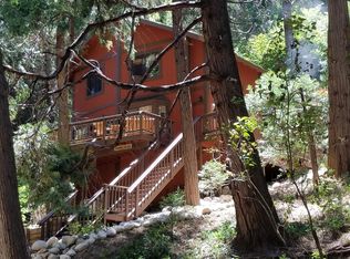 690 Community Dr, Lake Arrowhead, CA 92352