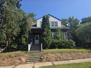 523 Vine St, Reedsburg, WI 53959