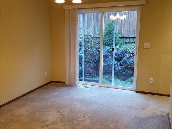 4th image of 6124 119th St SE