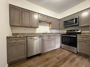 10 N Johnson St #B4, Andrew, IA 52030