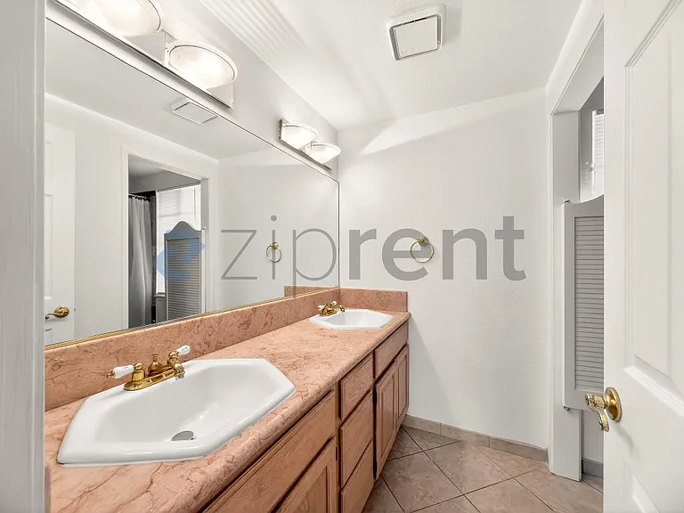 9534 Swinton Ave — Photo 23