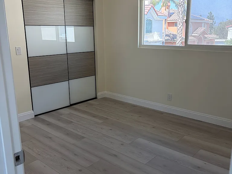 9011 E Fairview Ave #B — Photo 10