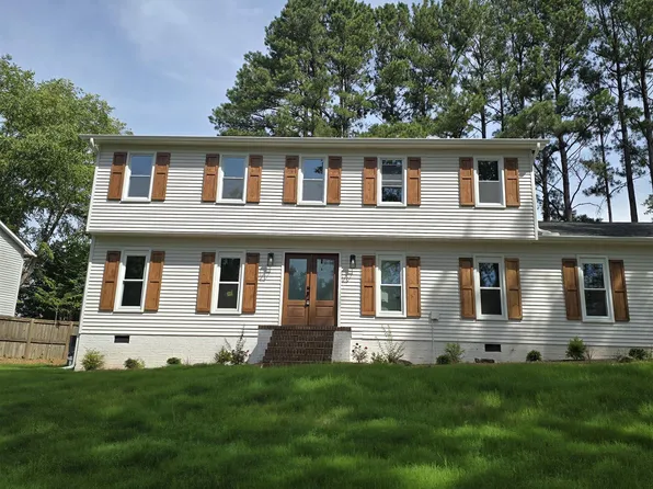 1 Brynhurst Cir, Greenville, SC 29615