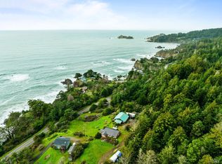 46975 Collins Landing Rd, Gualala, CA 95445