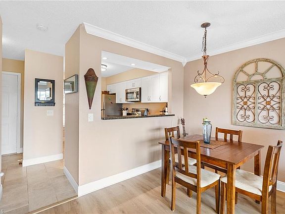4th image of 25494 Cockleshell DR #202