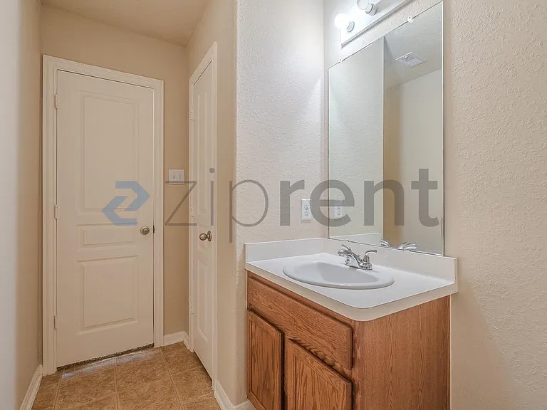 3029 Cambridge Meadows Ln — Photo 26
