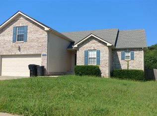 620 Deer Ridge Dr, Clarksville, TN 37042