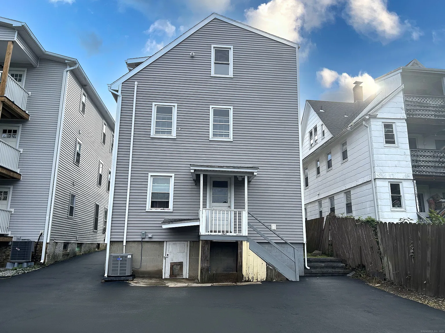 2 bed, 773 sqft, $2,850 — Photo 2