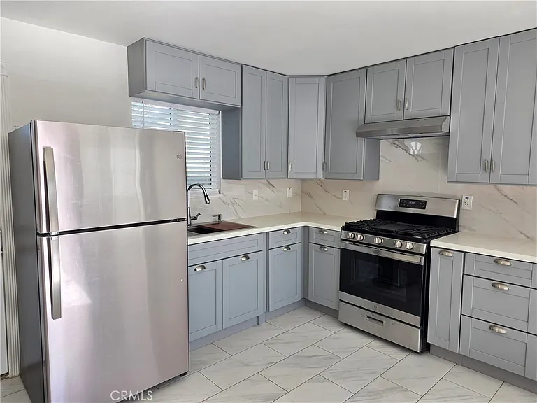 2057 W Norwalk Ave — Photo 7