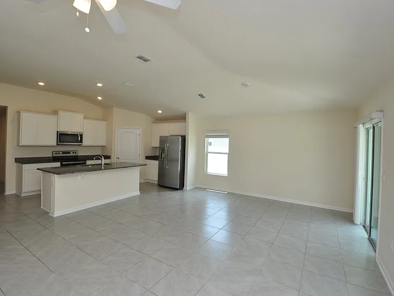 80 Oakleaf Way — Photo 10