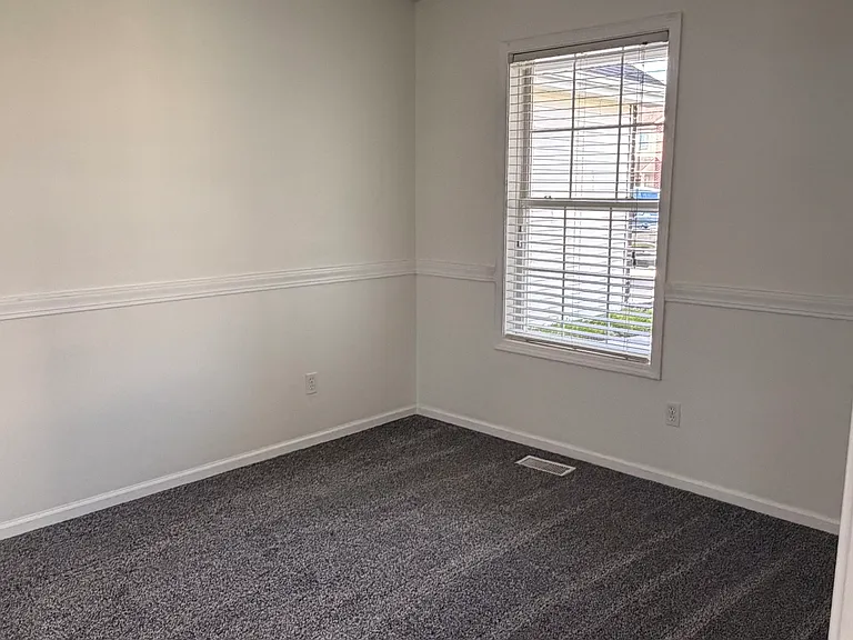 9527 Acacia Psge — Photo 33