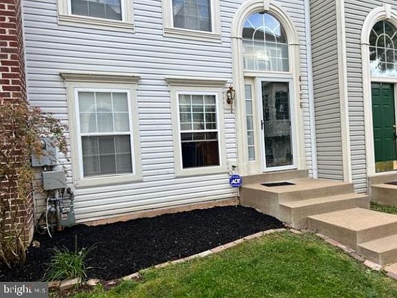 2nd image of 4126 Fountainside Ln