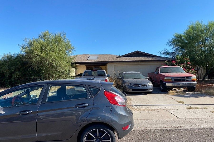 1st image of 3644 W Woodridge Dr
