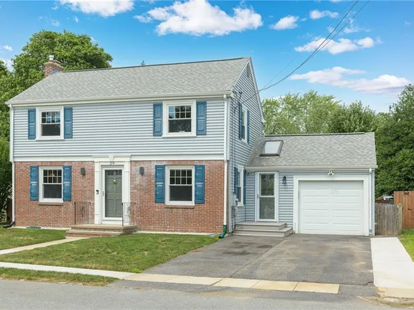 26 Tryon Ave, Rumford, RI 02916