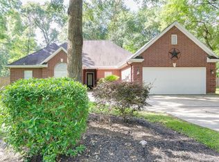 2410 Chantilly Ln, Conroe, TX 77384