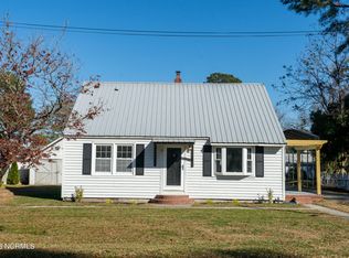 202 W Griswold St, Selma, NC 27576