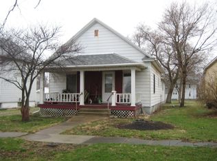 322 W South St, Lovington, IL 61937