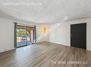 6325 N Barcelona Ln, Tucson, AZ 85704