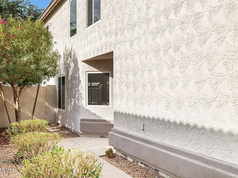 7515 E Laguna Azul Ave — Photo 4